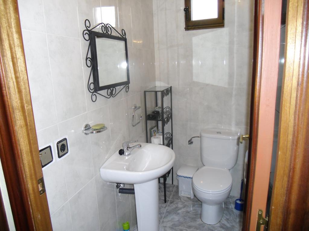 Casa Rural El Carrascal Valdefuentes de Sangusín Exterior foto